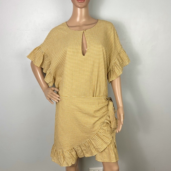 NEW TULAROSA REVOLVE GINGHAM PRINT WRAP MINI DRESS - Picture 2 of 8